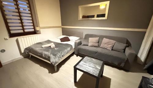 Apartment with Garden View