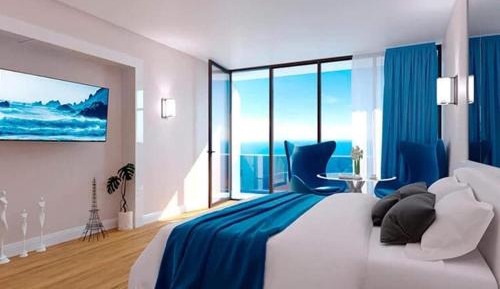 Studio with Balcony