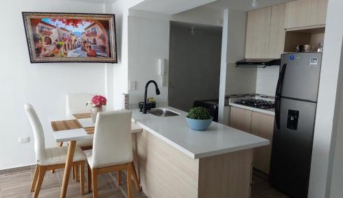 Three-Bedroom Apartment with Mountain View