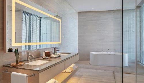 Junior King Suite with Private Pool