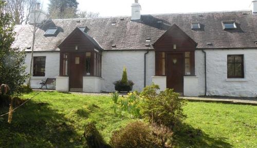 Two-Bedroom House West