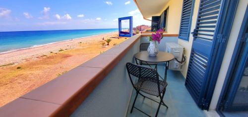 Deluxe Suite with Sea View