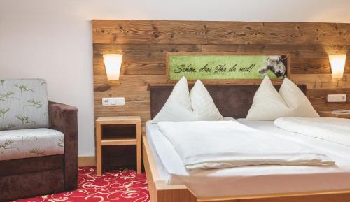 Two-Bedroom Deluxe Apartment