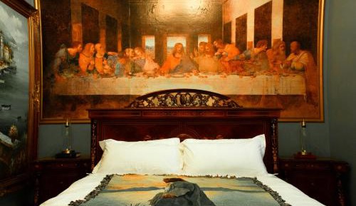 Superior King Suite