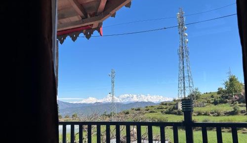 Suite with Mountain View