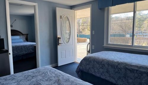 Basic Triple Room