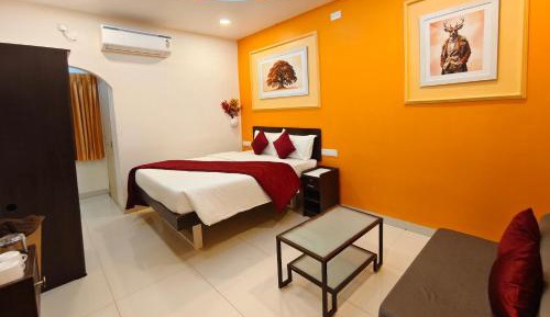 Double Room with Pool View