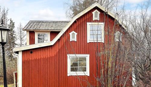 Two-Bedroom Holiday Home