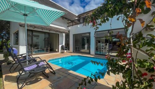 Four-Bedroom Holiday Home