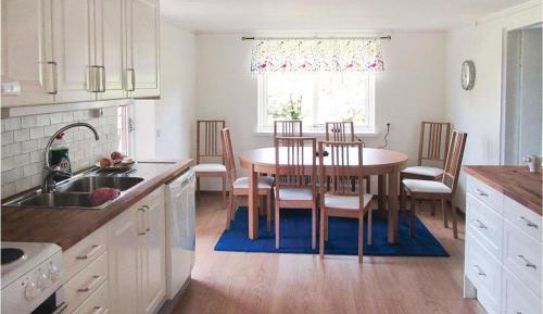 Five-Bedroom Holiday Home