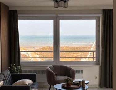 Two-Bedroom Apartment with Terrace and Sea View