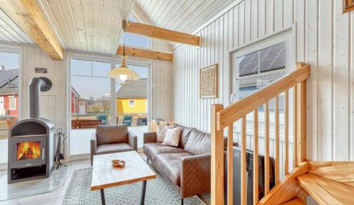 Three-Bedroom Vacation Home 