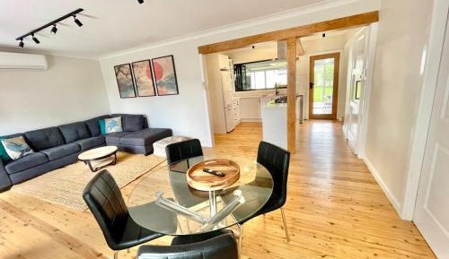 Three-Bedroom Holiday Home 