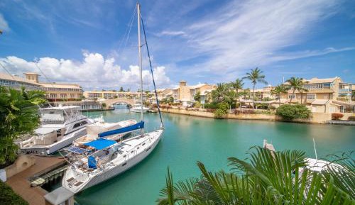 Two bedroom Condo Marina View 