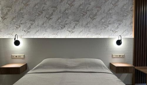 Double Room with Balcony and Mountain View