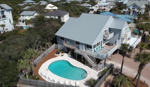 Four-Bedroom Holiday Home