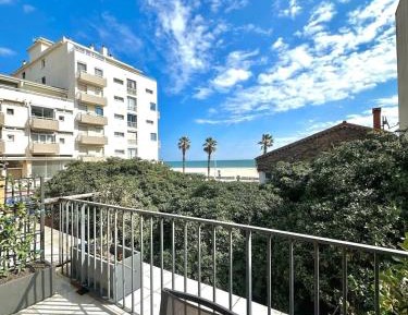 Three-Bedroom Apartment with Sea View