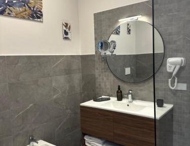 Deluxe Double Room with Bath