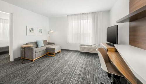 Queen Suite