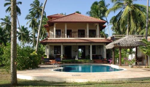 Three Bedroom Villa with Sea View and pool