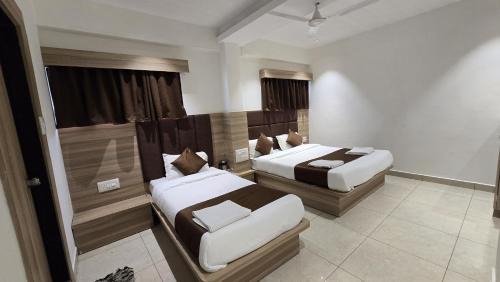 Triple Room with Private Bathroom