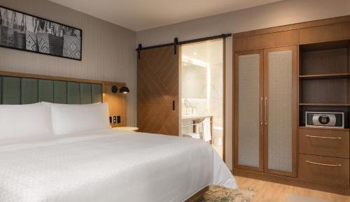 Junior Suite with Two King Beds