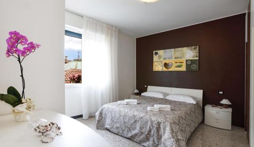 Apartment with City View