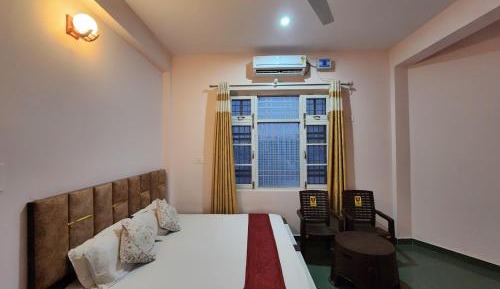 Queen Room