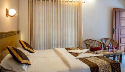 Deluxe Double or Twin Room with Balcony