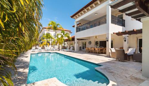 Five-Bedroom Villa