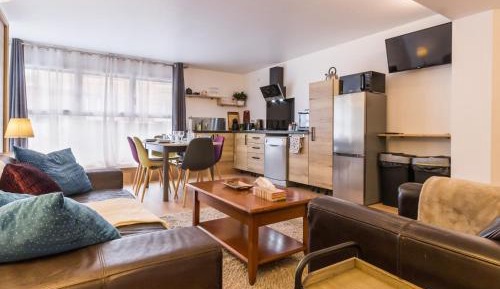 Holiday Home (6 Adults)