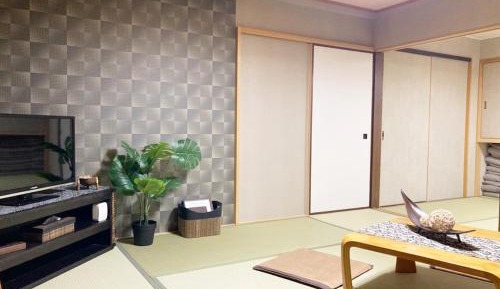 Japanese-Style Room