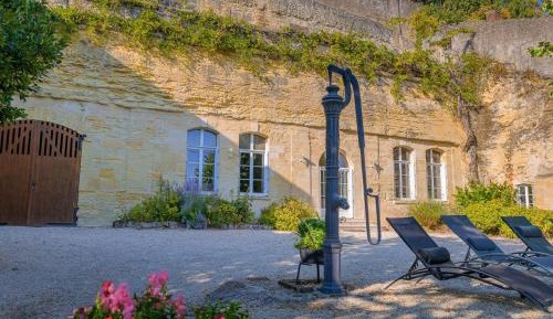 Holiday Home (8 Adults)