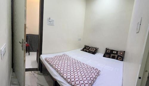 Budget Single Room