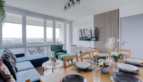 Apartment with City View