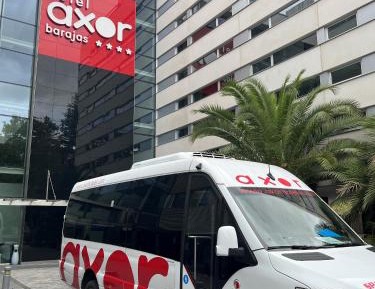 Triple Room with free airport shuttle
