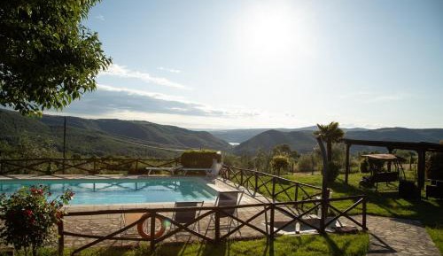 Two-Bedroom Apartment with Mountain View