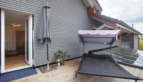 Superior One-Bedroom Apartment with Balcony