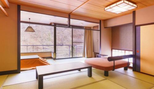 Japanese-Style Room