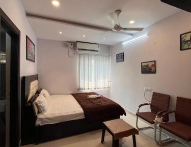 Standard King Room