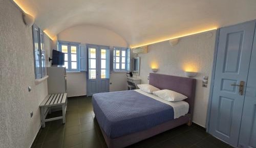 Double Room with Balcony and Sea View