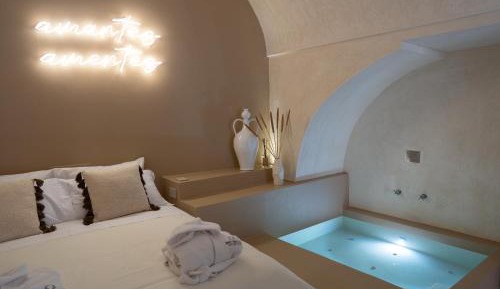 King Room with Spa Bath