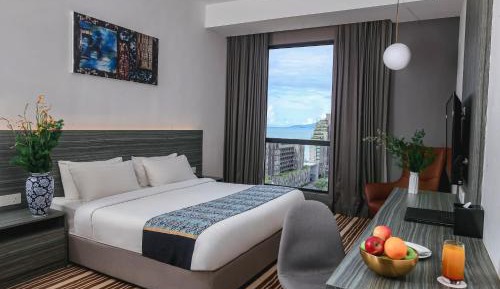 Deluxe Partially Seaview King
