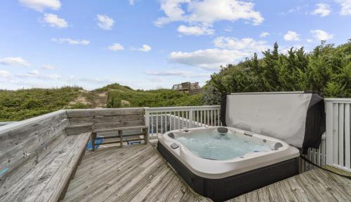 Six Bedroom Holiday Home