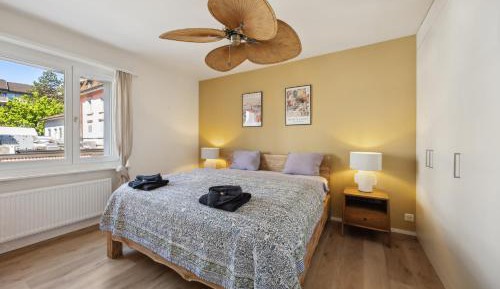 Three-Bedroom Apartment with Balcony