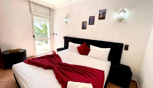 Studio with Balcony