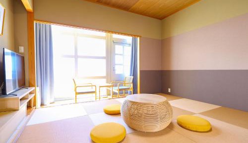 Superior Japanese-Style-Room 37 sqm (Mountain View) - Indoor Bath - Non-Smoking