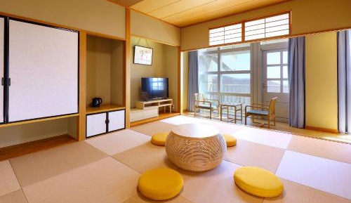 Superior Japanese-Style-Room 49 sqm (Mountain View) - Indoor Bath - Non-Smoking