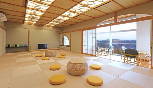 Standard Japanese-Style-Room 147 sqm - Shared Bathroom - Non-Smoking