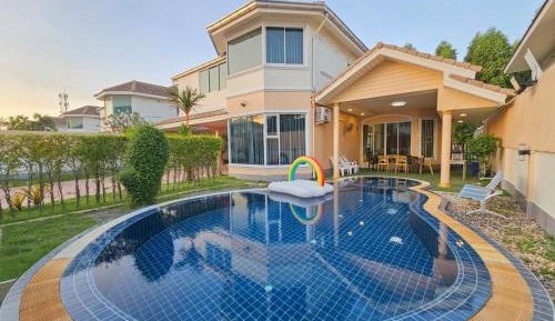 Villa with Private Pool